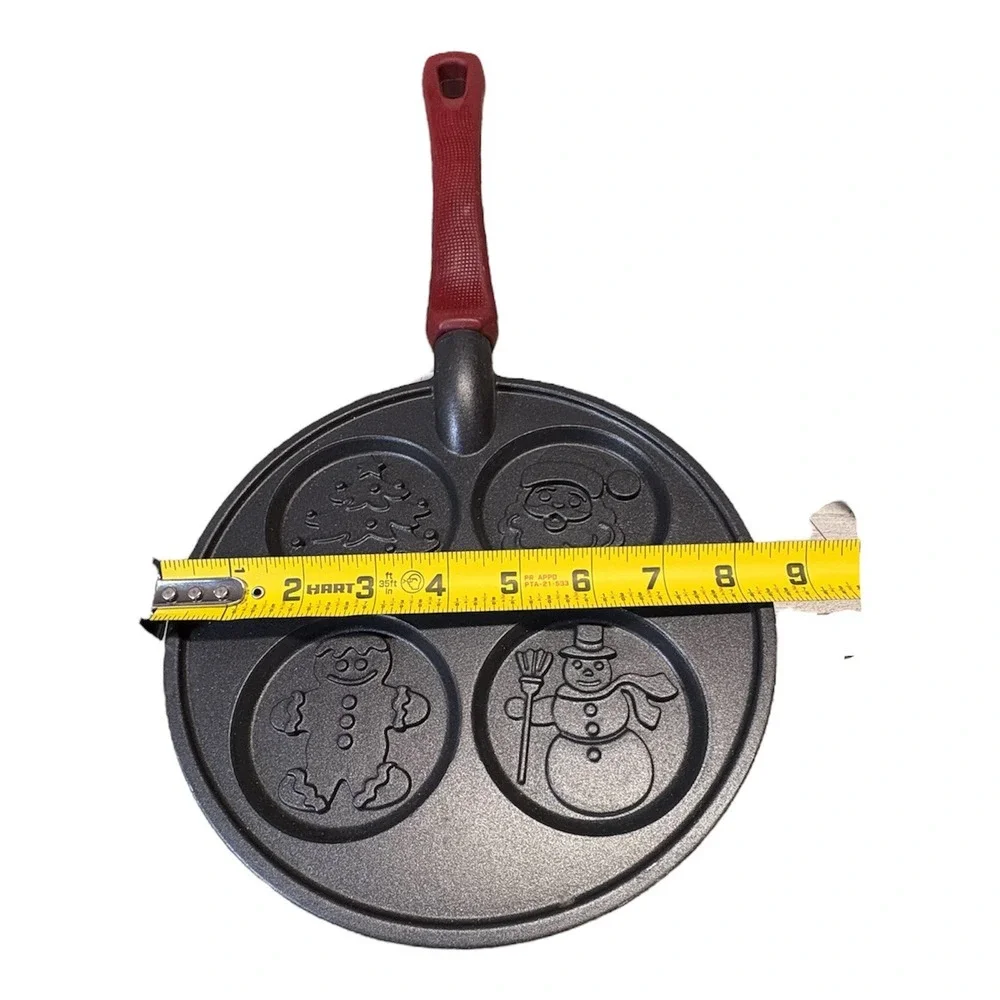 Nordic Ware Nonstick Christmas 4-Pancake Griddle with Four‎ 3
